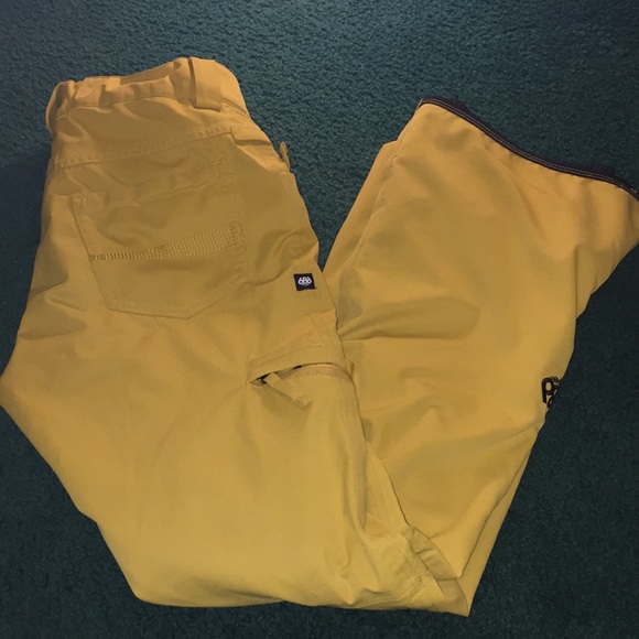 686 Pants - 686 Snow Pants